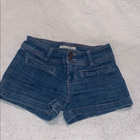 Blue denim shorts size 24 - Picture 1 of 2